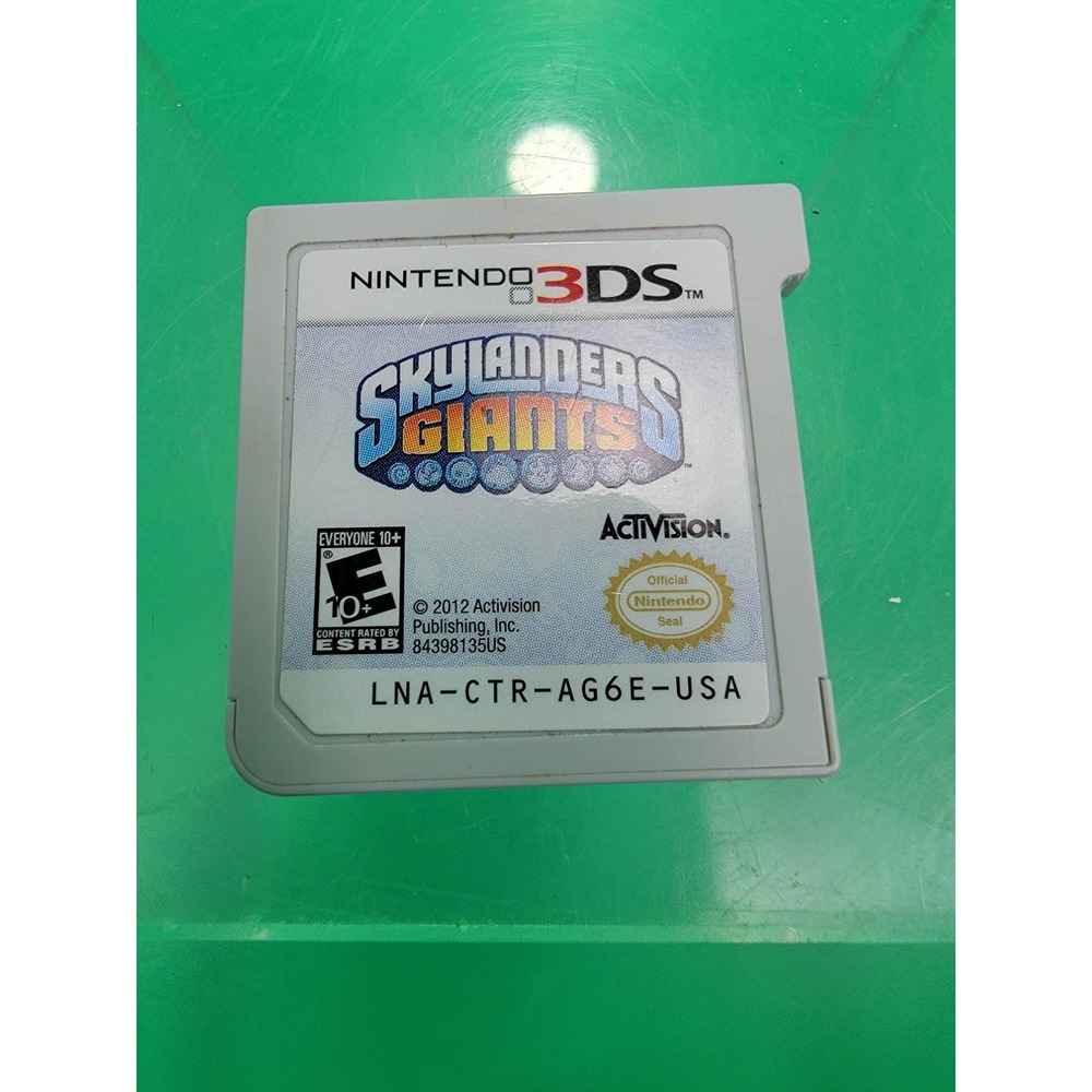 Skylanders Giants (Nintendo 3DS) Game Only